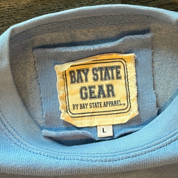 Martha's Vineyard Crewneck Sweatshirt - Size Large (oversized) - Picture 4 of 4